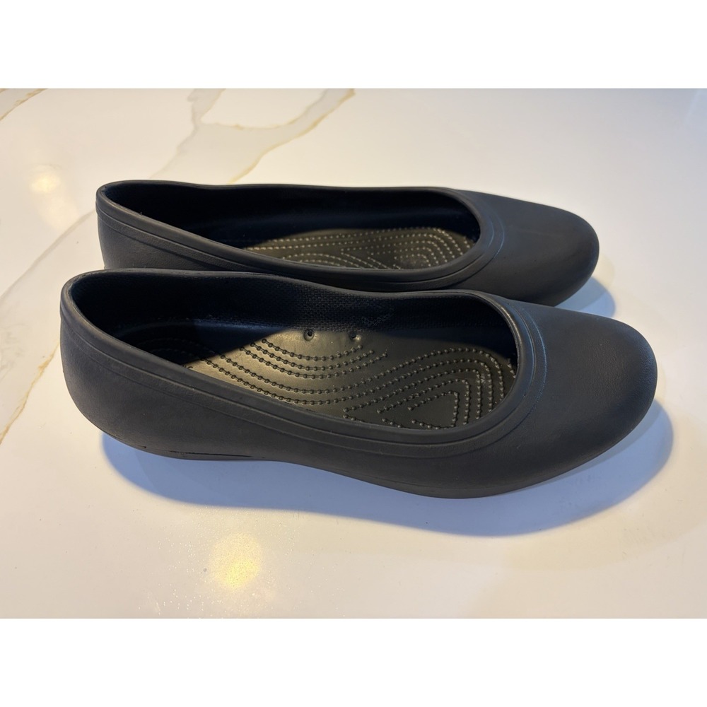 Crocs Women's Black Ballet Flats Round Toe Slip-On Slip Resistant Comfort 10